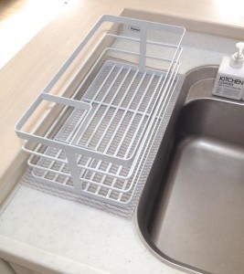 水切りトレーからキッチンクロス