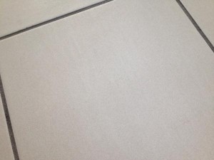 タイルの汚れ落とし