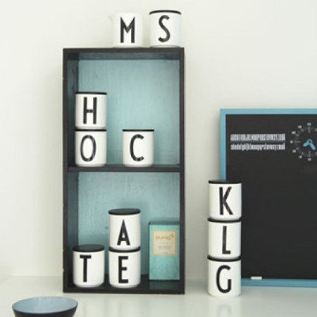 デザインレターズアルネ・ヤコブセン