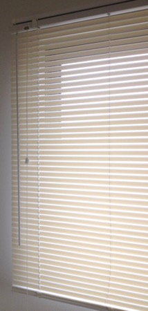 ニトリブラインドスティック