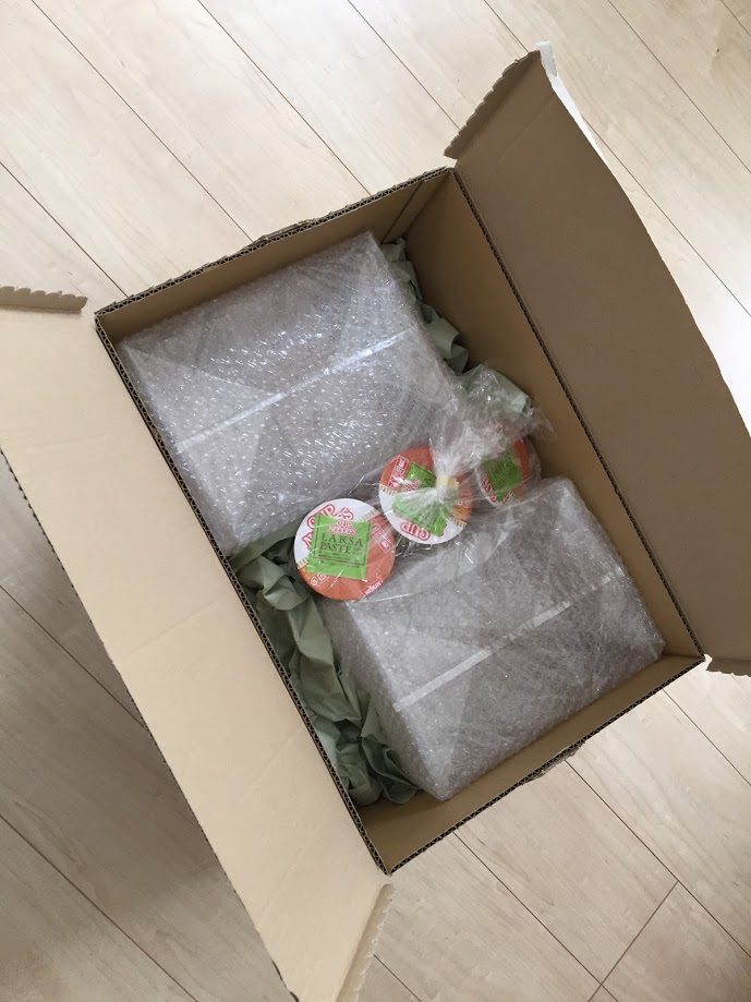 ロハコカップラーメン