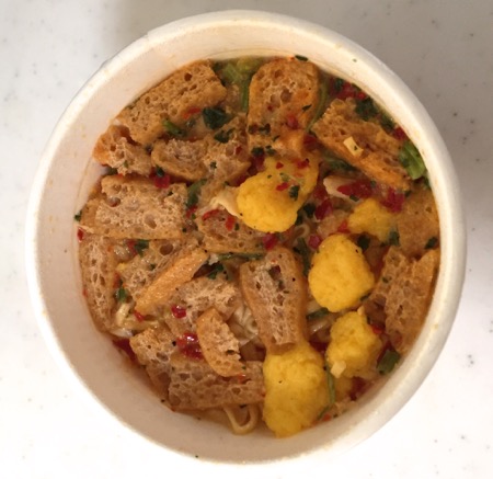 ラクサのカップヌードル油揚げ