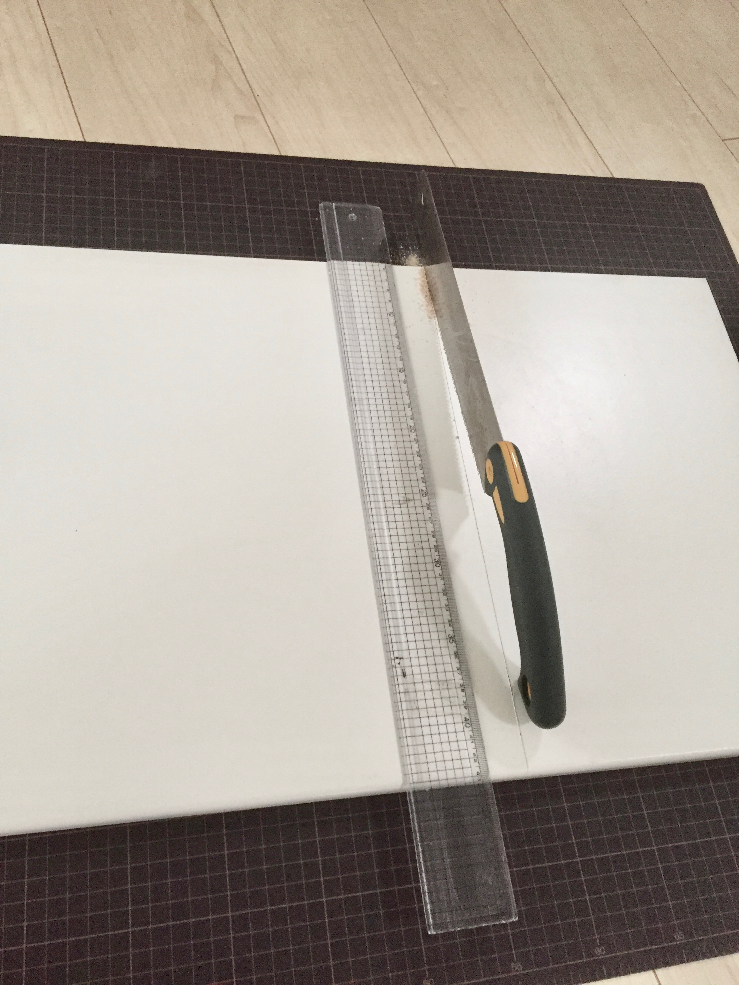 IKEAアルゴートシステム】棚板をカットして自分の好きな幅に調整する方法 | シンプルな住まいと暮らし